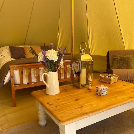 Black Mountains Glamping Hotel Абъргавени Екстериор снимка