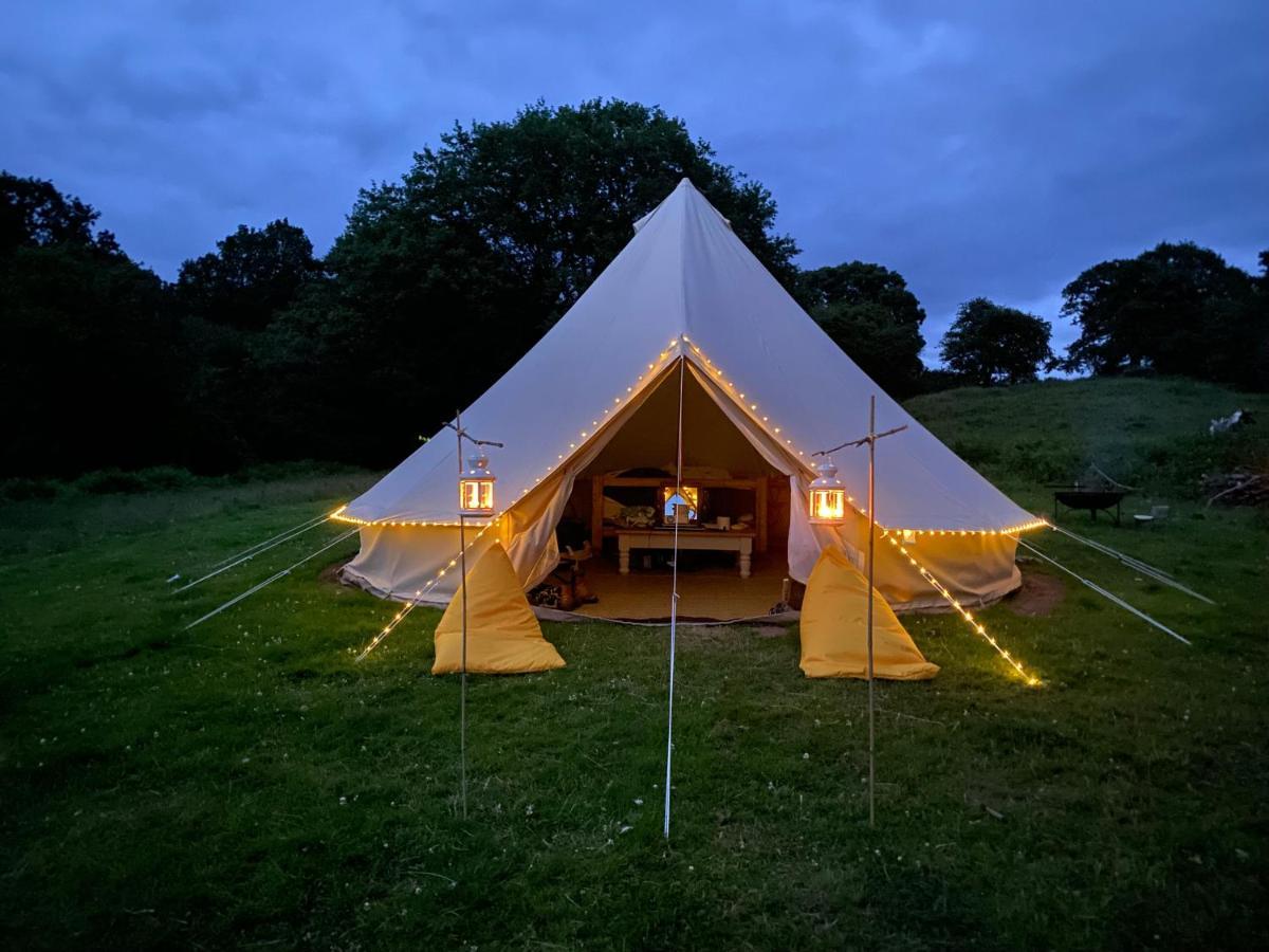 Black Mountains Glamping Hotel Абъргавени Екстериор снимка