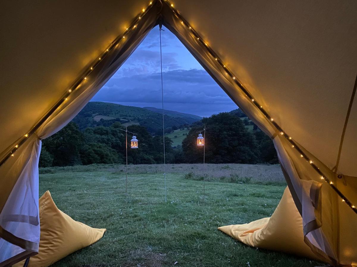 Black Mountains Glamping Hotel Абъргавени Екстериор снимка