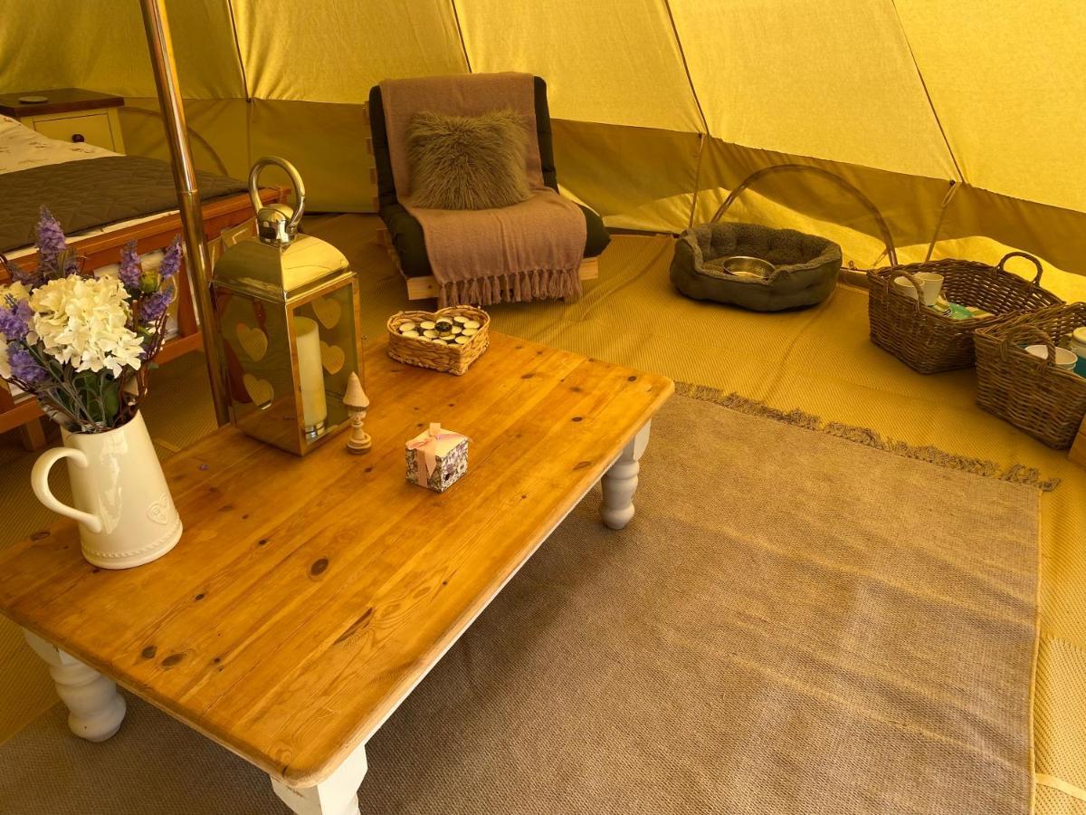 Black Mountains Glamping Hotel Абъргавени Екстериор снимка