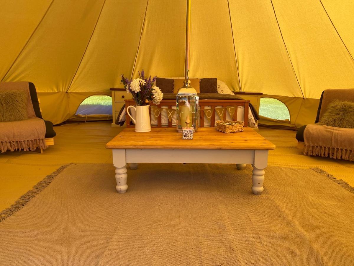 Black Mountains Glamping Hotel Абъргавени Екстериор снимка