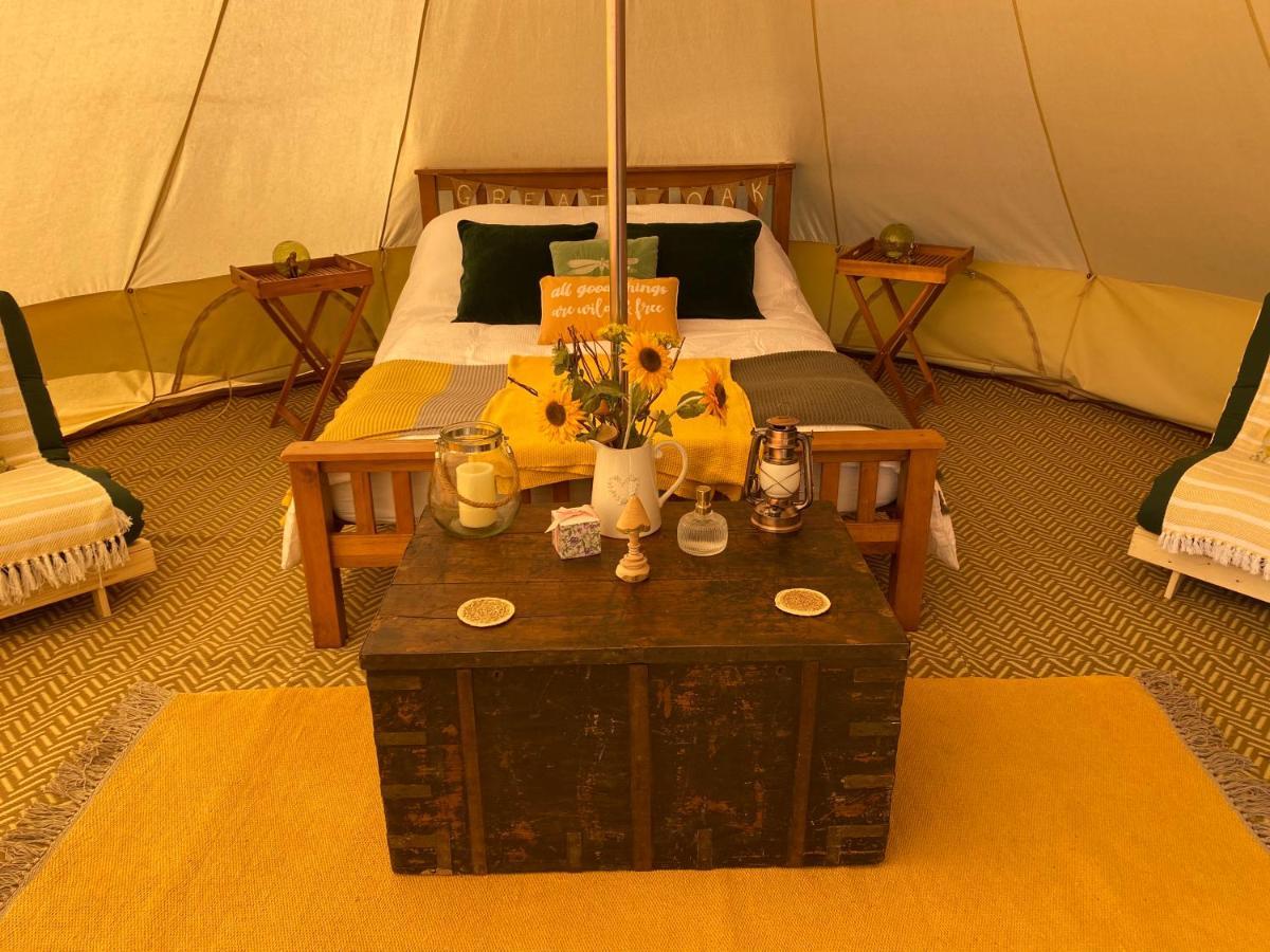Black Mountains Glamping Hotel Абъргавени Екстериор снимка