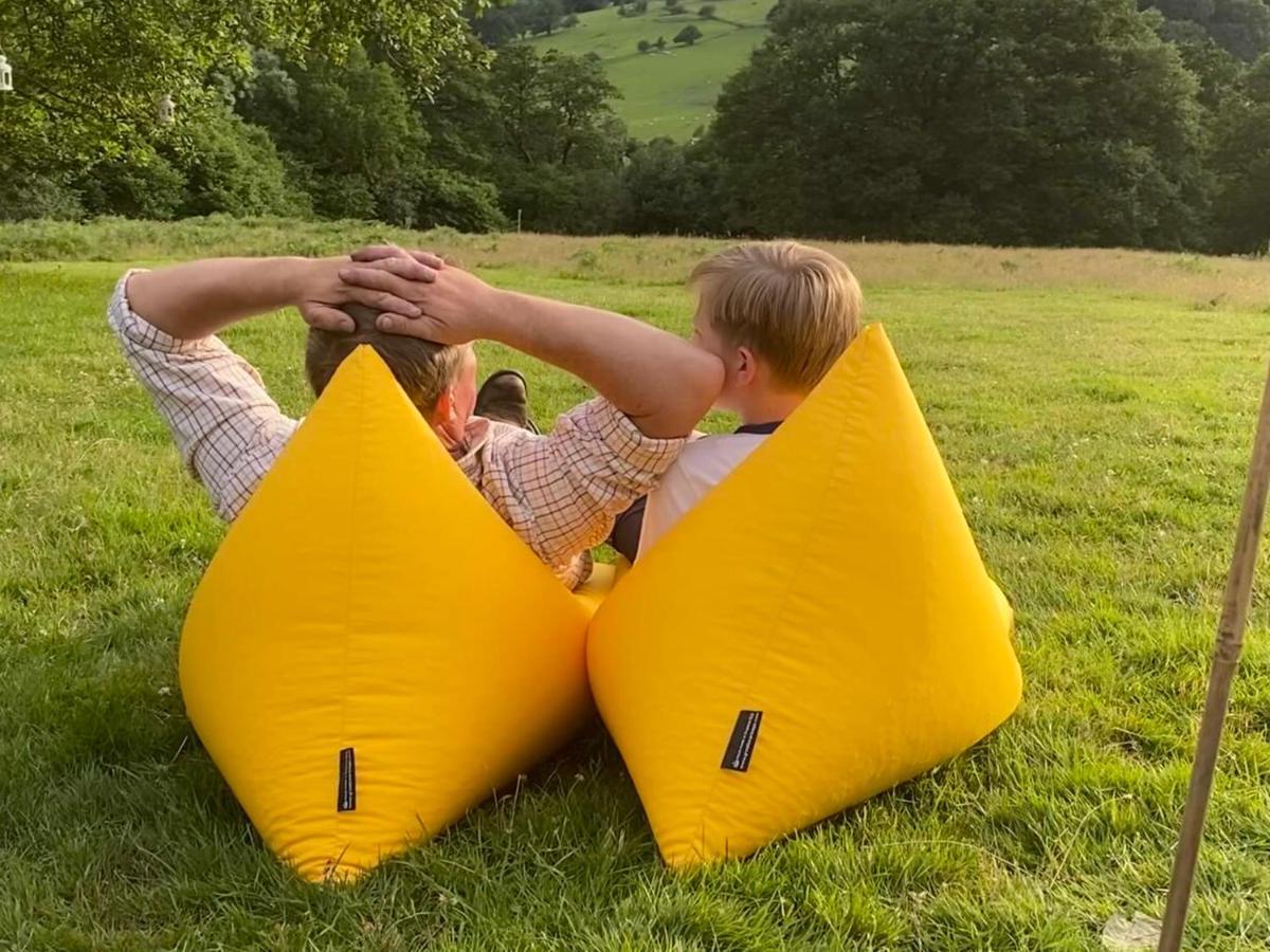 Black Mountains Glamping Hotel Абъргавени Екстериор снимка