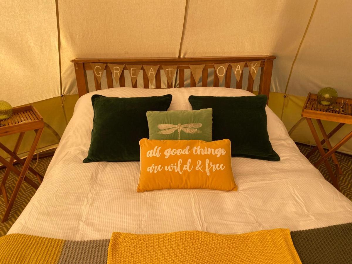 Black Mountains Glamping Hotel Абъргавени Екстериор снимка
