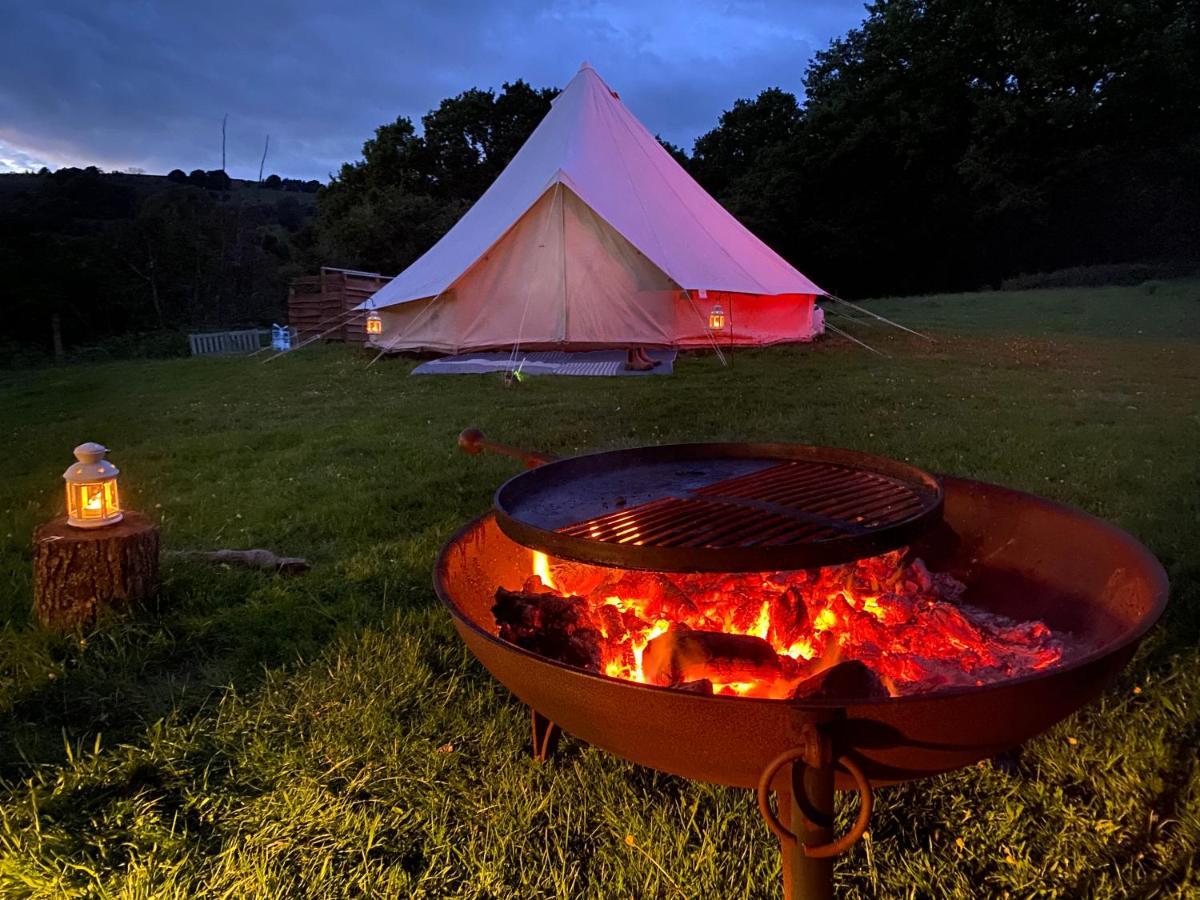 Black Mountains Glamping Hotel Абъргавени Екстериор снимка