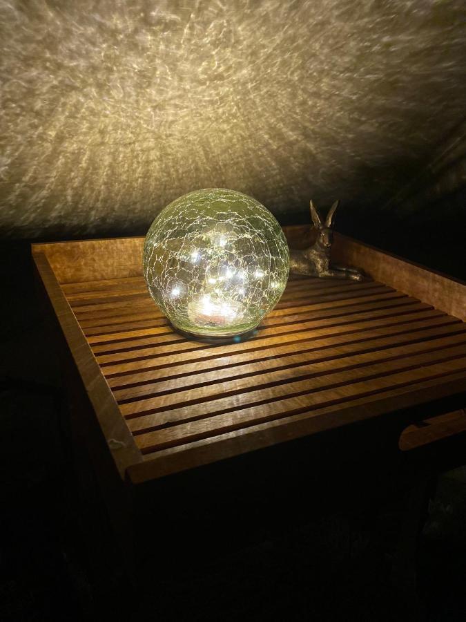 Black Mountains Glamping Hotel Абъргавени Екстериор снимка
